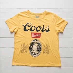 NWT Coors Banquet Women's XL Yellow Short Sleeve T-Shirt Hybrid Apparel